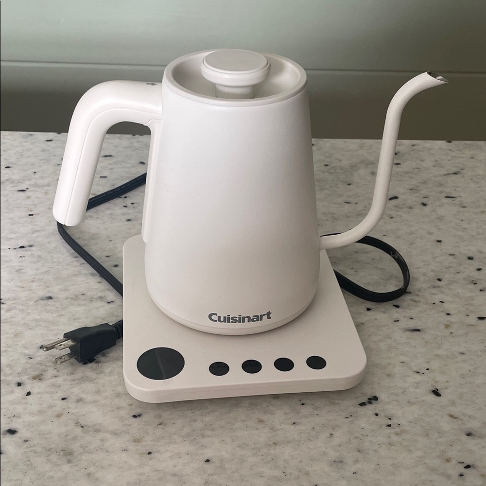 Cuisinart White Gooseneck Kettle